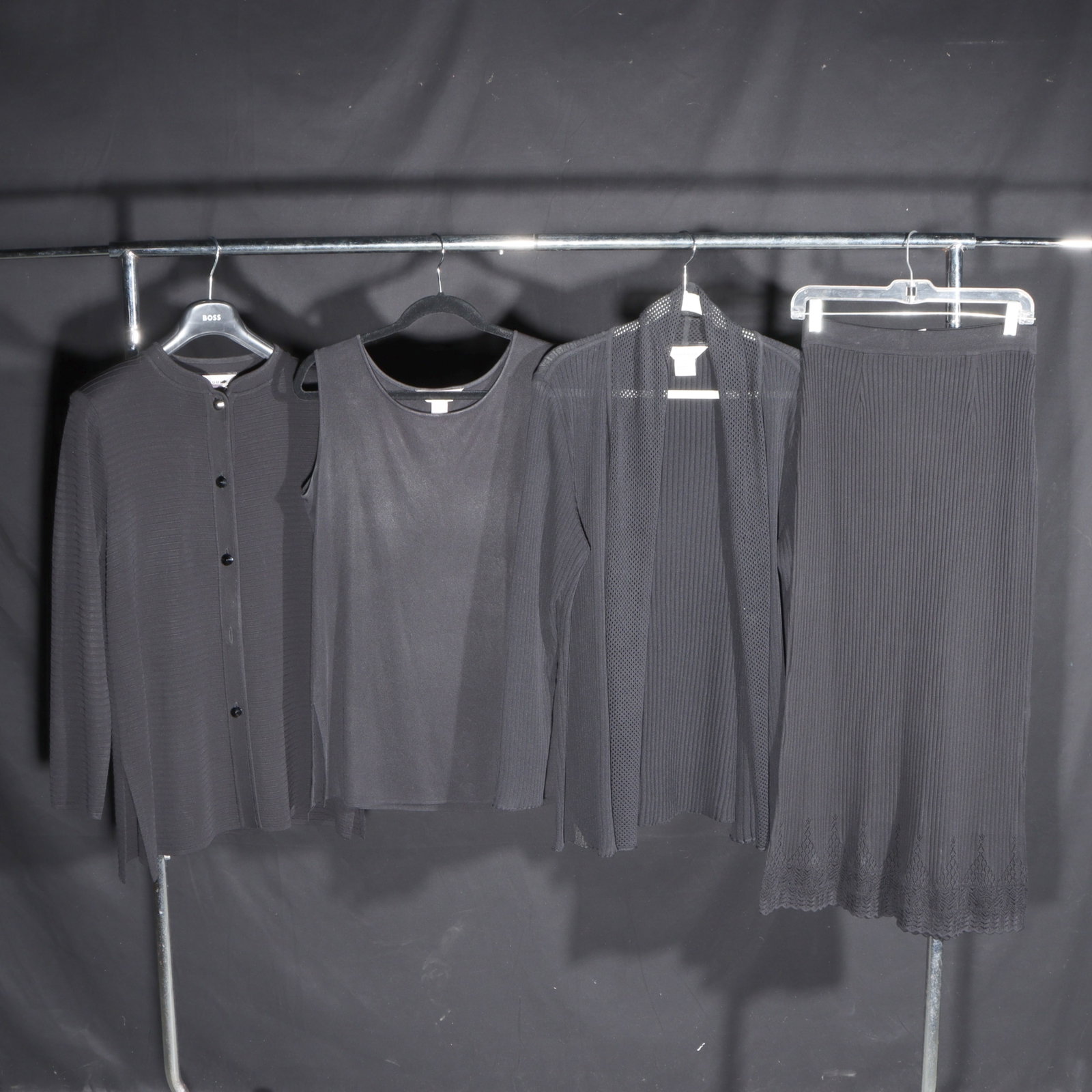 4pc. Misook collection 20"Pit to pit x 29"Collar to bottom hem x 23"Bottom hem; size M - (sweater (1 of 12)