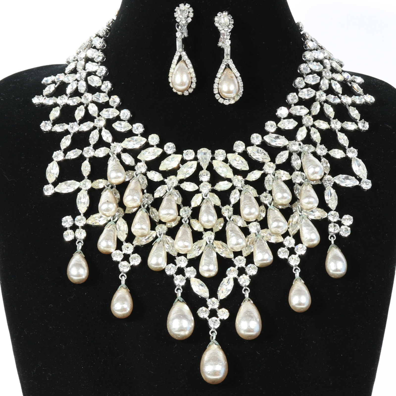 Schreiner 1960's book piece diamante woven bib statement necklace with graduated baroque faux pearl (1 of 20)