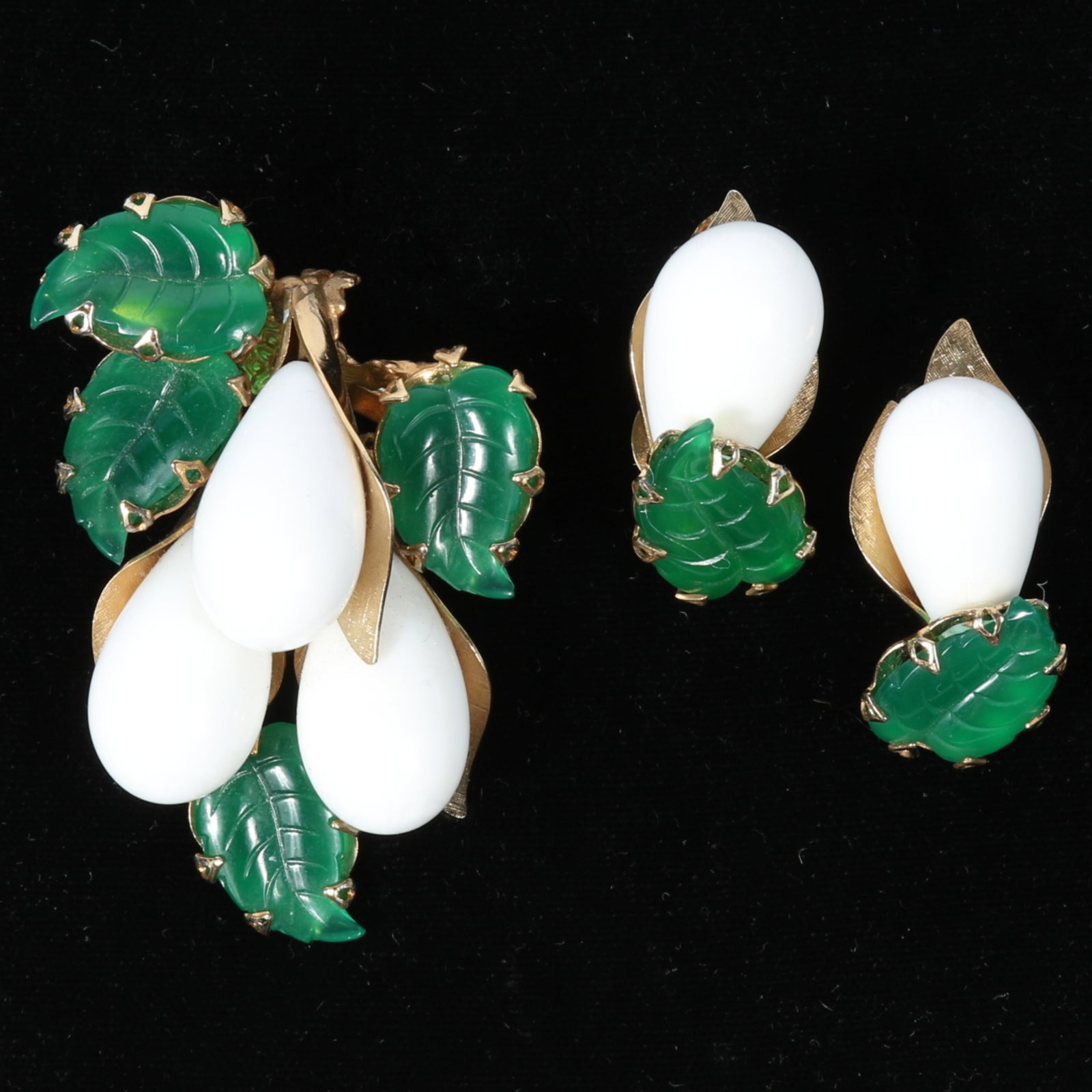 Schreiner New York milk glass teardrop fruit and molded green glass leaf spray brooch and matching (1 of 12)
