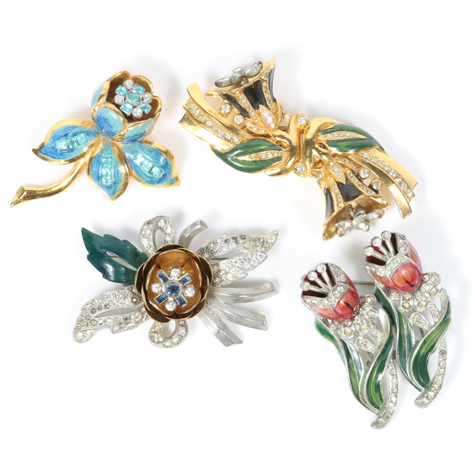 Coro trembler 4pc group including Tulips duette, Bellflower duette, Camilla brooch, and fur clip 2: Coro trembler 4pc group including Tulips duette, Bellflower duette, Camilla brooch, and fur clip Loss of enamel on Camilla brooch Provenance: From the private collection of Dr. Claudia Brodhead 2 1/4"