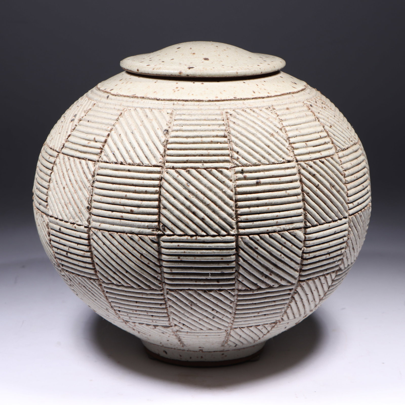 Richard Tuck, Indiana (20th Century), studio pottery covered vessel, carved stoneware, 9 1/4"H x 8 (1 of 13)