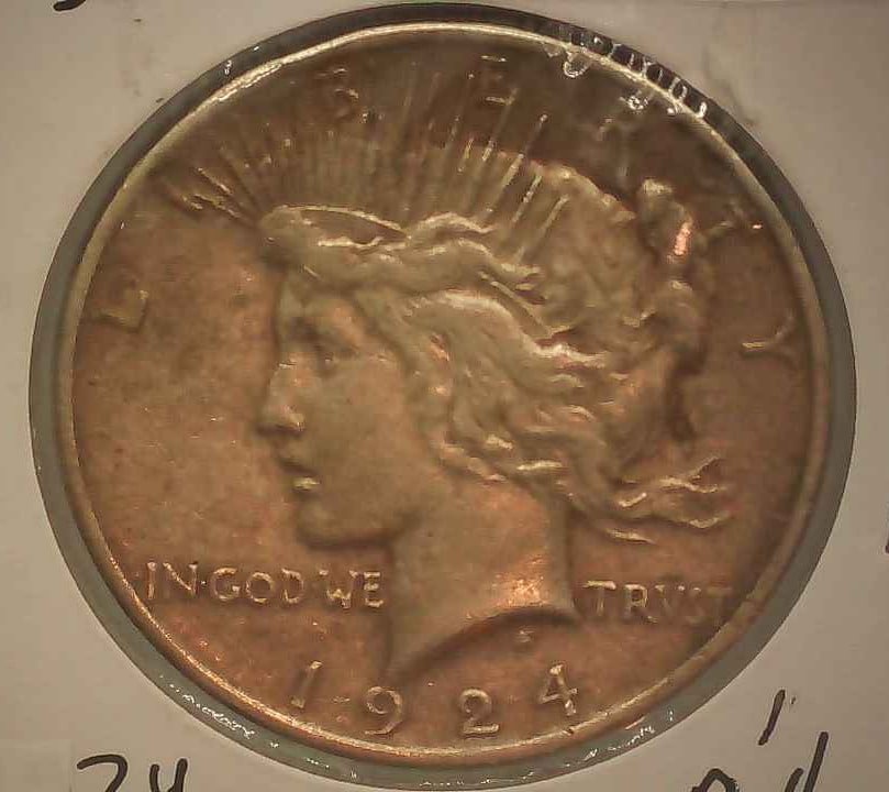 UNITED STATES 1924 SILVER DOLLAR (1 of 2)