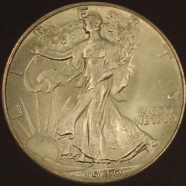 UNITED STATES 1940 U.S. WALKING LIBERTY SILVER HALF DOLLAR COIN HALF DOLLAR (1 of 2)
