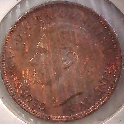 THE ROYAL MINT OF GREAT BRITAIN 1940 FARTHING (1 of 2)