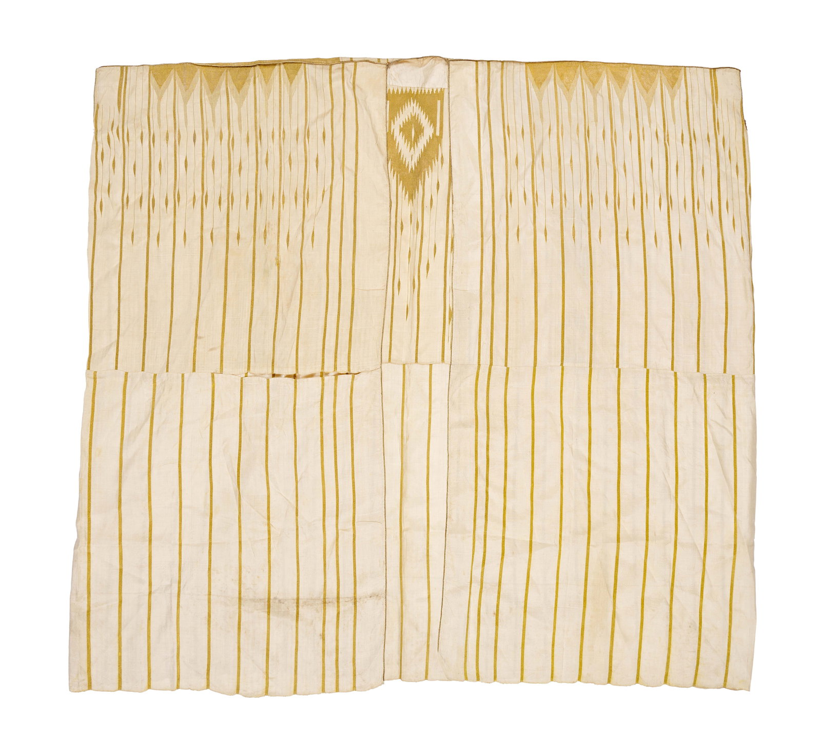 A SILK AND METAL THREAD ABA/ROBE, SYRIA, EARLY 20TH CENTURY: A SILK AND METAL THREAD ABA/ROBE, SYRIA, EARLY 20TH CENTURY 139 x 127cm 