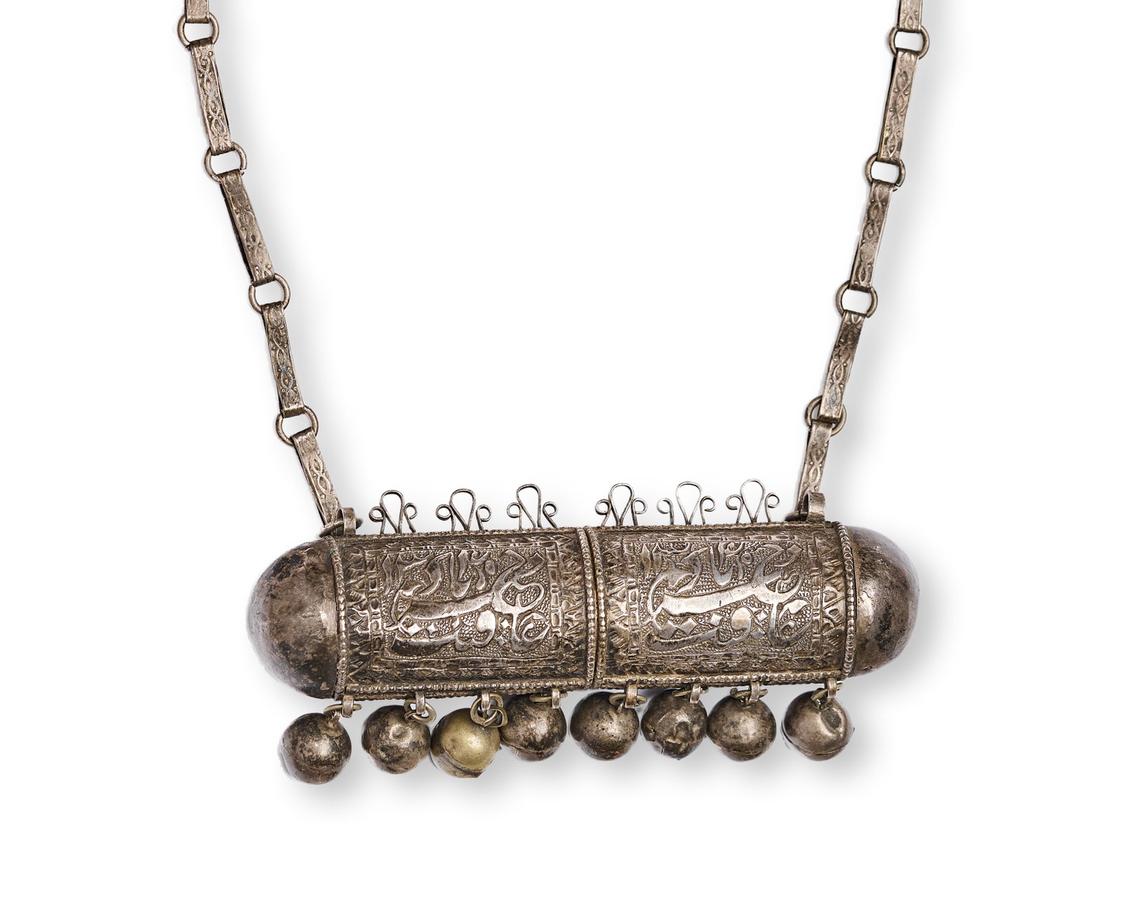 A LARGE PERSIAN SILVER AMULET CASE WITH ORIGINAL CHAIN, QAJAR, 19TH CENTURY (1 of 4)