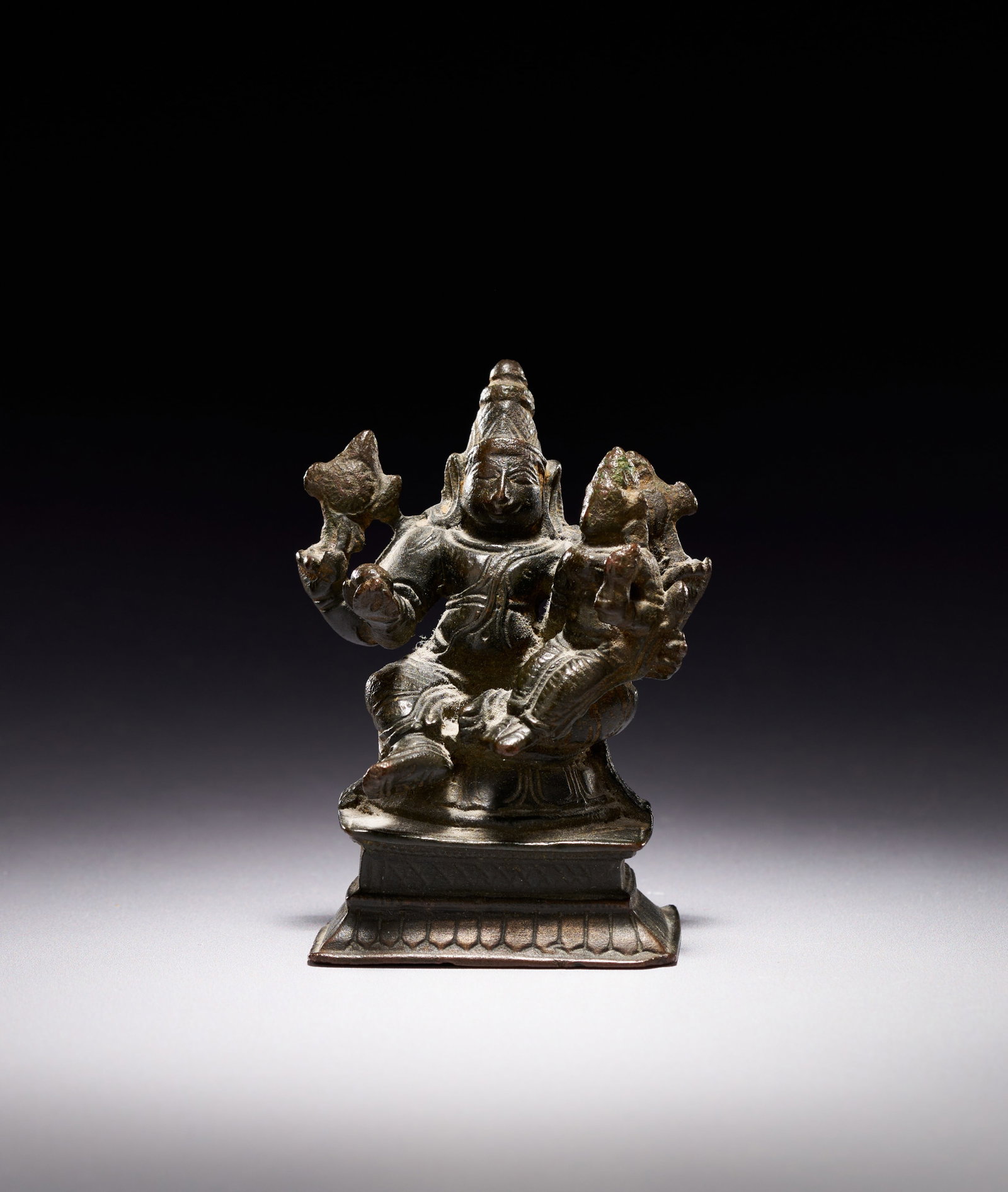 A SOUTH INDIAN BRONZE FIGURE OF LAKSHMI NARAYANA, 18TH CENTURY (1 of 4)