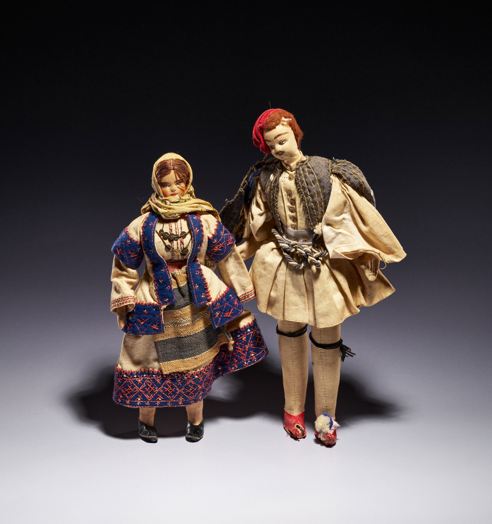 A PAIR OF VINTAGE GREEK FOLK SOUVENIR DOLLS IN TRADITIONAL REGIONAL COSTUMES (1 of 7)
