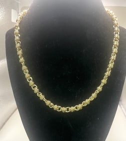 GORGEOUS LONG 14KT YELLOW GOLD BYZANTINE NECKLACE