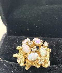 ESTATE 14KT YELLOW GOLD DIAMOND  OPAL LADIES RING