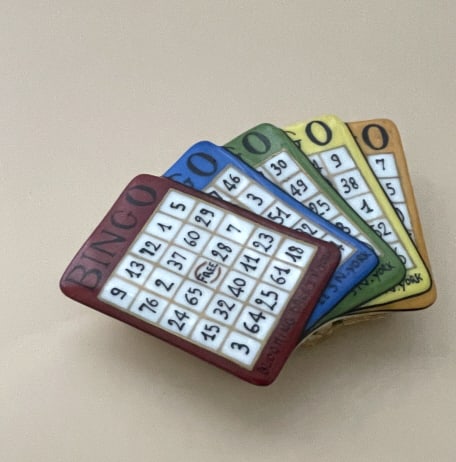 RARE LIMOGES LIMITED EDITION BINGO PEINT PILL BOX (1 of 3)