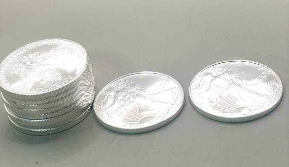 GROUPING (10) 2006 U.S. SILVER EAGLES UNCIRCULATED (1 of 1)