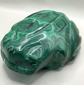 CHINESE MALACHITE STONE CARVED FROG STATUE