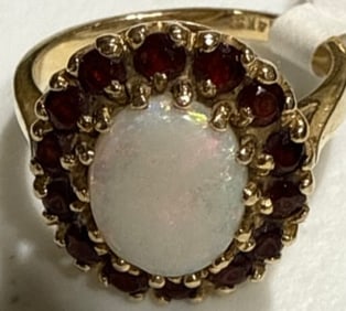 ESTATE 14KT YELLOW GOLD SAPPHIRE AND OPAL LADIES RING