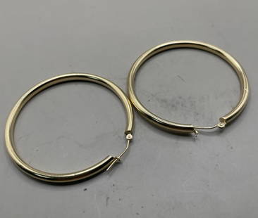 PAIR OF 14KT YELLOW GOLD LARGE HOOP EARRINGS: Each 1 3/4" in diameter, with a total weight of 2.6 dwt, excellent condition