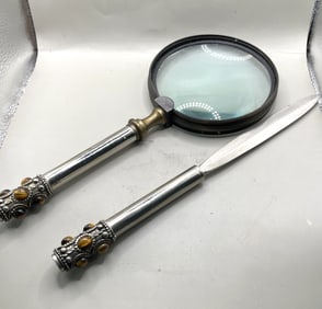 VTG MAGNIFYING GLASS  LETTER OPENER JEWELED HANDLE