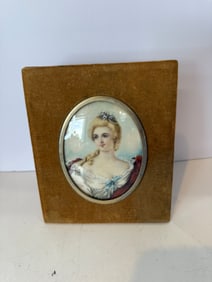 LOVELY  HAND PAINTED PORTRAIT OF A VICTORIAN LADY