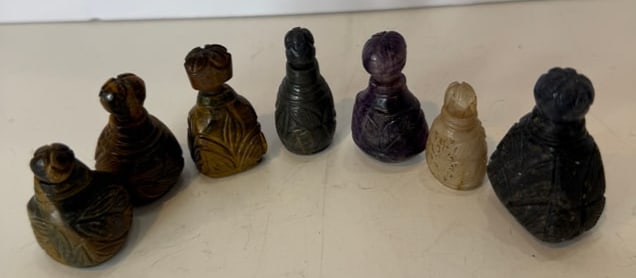 LOT OF (7)OF VINTAGE CHINESE CARVED SNUFF BOTTLES