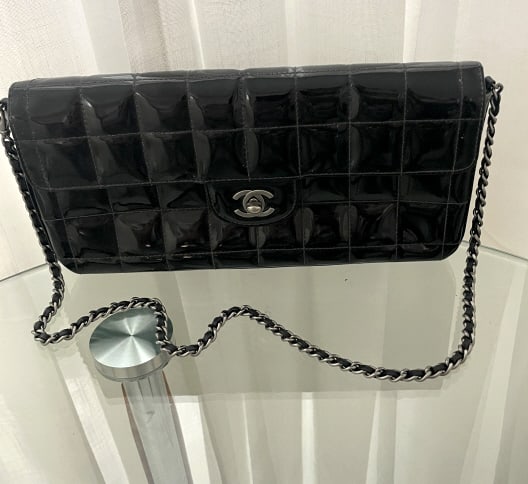 CHANEL CLASSIC  mini single flap bag  BAG (1 of 6)