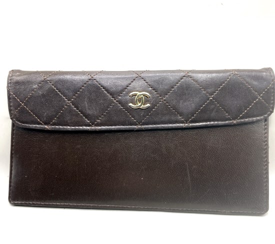 CHANEL CLASSIC FLAP QUILTED CAVIAR WALLET (1 of 1)