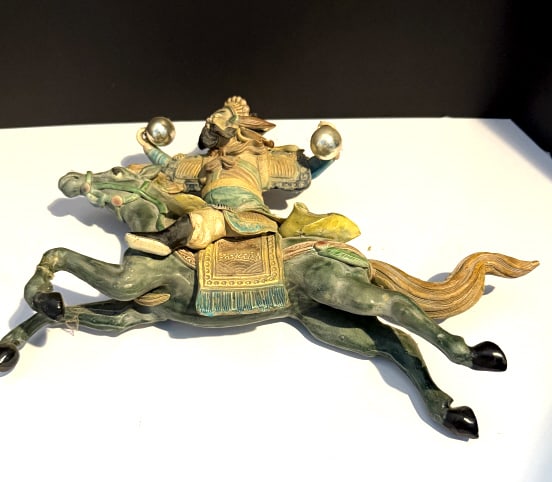 CHINESE ANTIQUE POTTERY ROOF TILE (1 of 2)