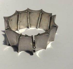 ANTONIO PINEDA VTG STERLING HEAVY THUMB BRACELET