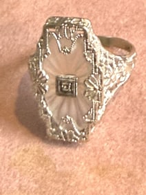 ART DECO 14KT W. GOLD CAMPHOR GLASS RING DIAMOND