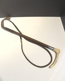 RARE 1938 LONDON RIDING CROP STERLING CARVED HANDL