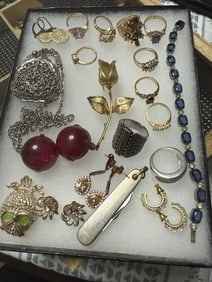 TRAY LOT OF COSTUME JEWELRY