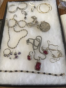 COLLECTION OF STERLING SILVER JEWELRY