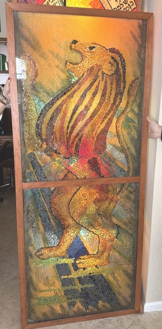 JUDAICA STAINED GLASS WINDOW OF "LION": This adorned Electchester synagogue in Long Island since the 1960's, was purchased upon merging with another synagogue shipped to Florida about 15 years ago, it can be picked up in Boynton