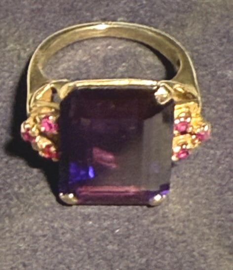 VINTAGE 14KT YELLOE GOLD AMETHYST RING RUBY ACCENT (1 of 3)