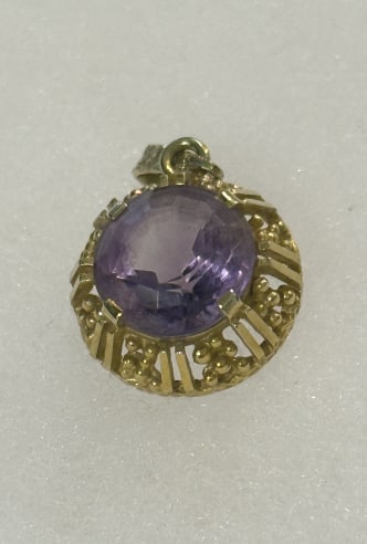 14KT YELLOW GOLD FILIGREE AMETHYST PENDANT (1 of 2)