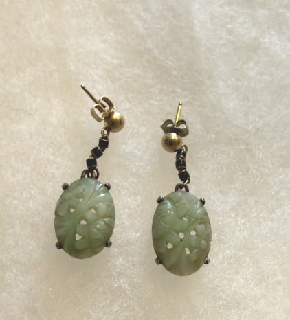 PR. OF VINTAGE 14KT Y GOLD & JADE EARRINGS (1 of 3)