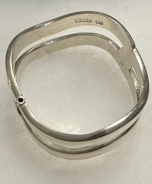 LOVELY VINTAGE MEXICAN STERLING BRACELET (1 of 3)