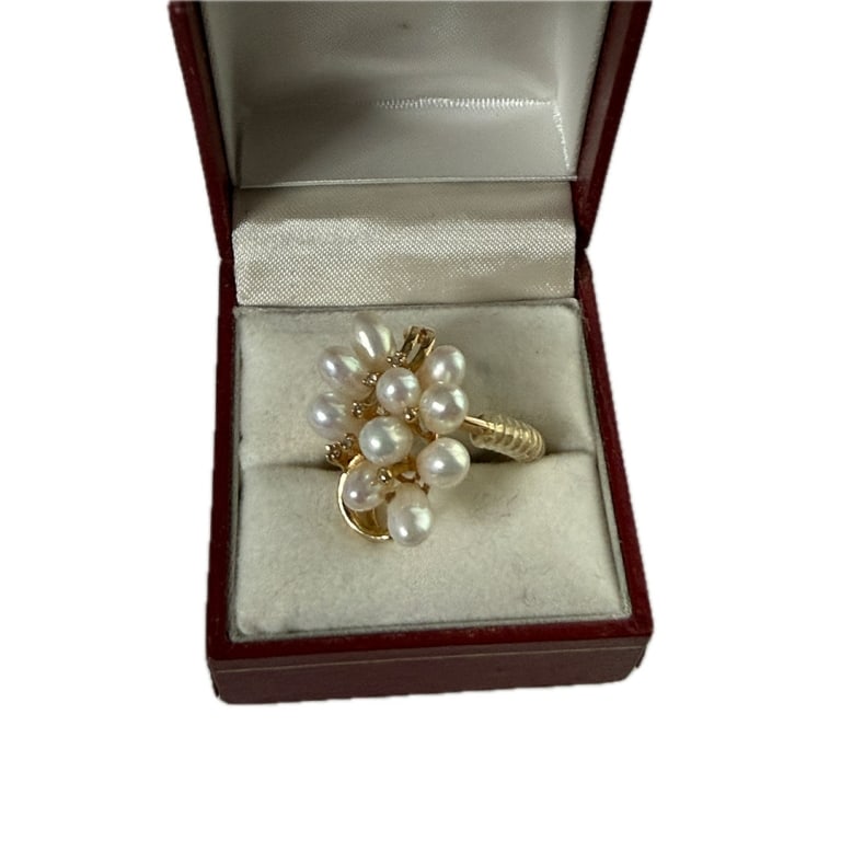 VTG ESTATE COCTAIL RING CLUSTER PEARLS ON 14KT YG: Possibly an example that was first produced by Mings of Honolulu, size 7 with 10 lovely mounted pearls, total weight of this beautiful ring 3.65 dwt