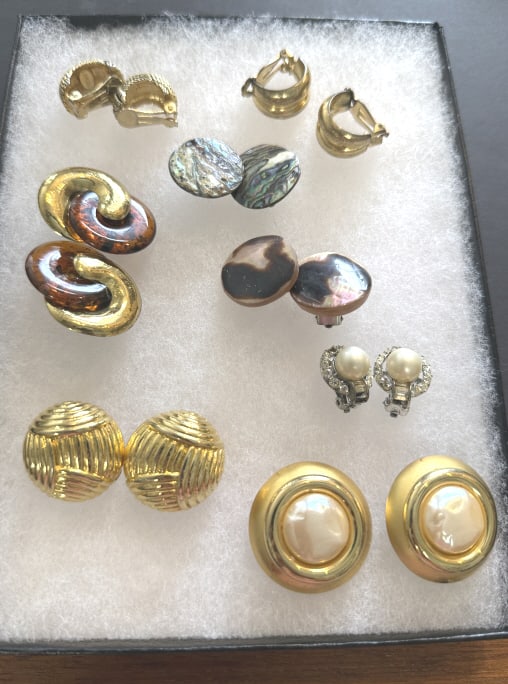 LOT OF (8) PAIRS COSTUME EARRINGS SOME SIGNED: Most vintage