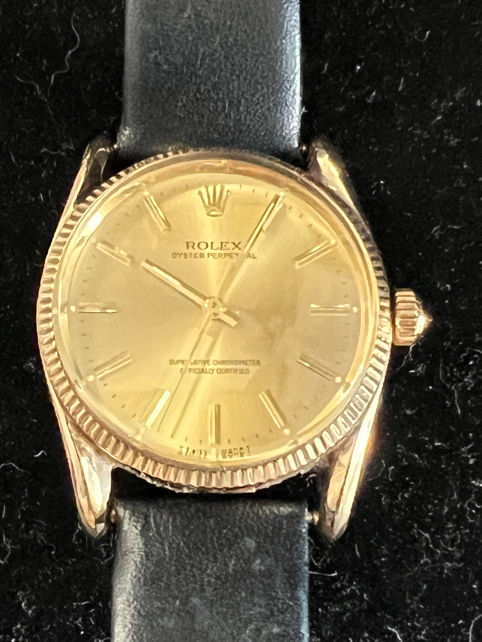 VINTAGE ROLEX 14KT GOLD OYSTER PERPETUAL WATCH (1 of 4)