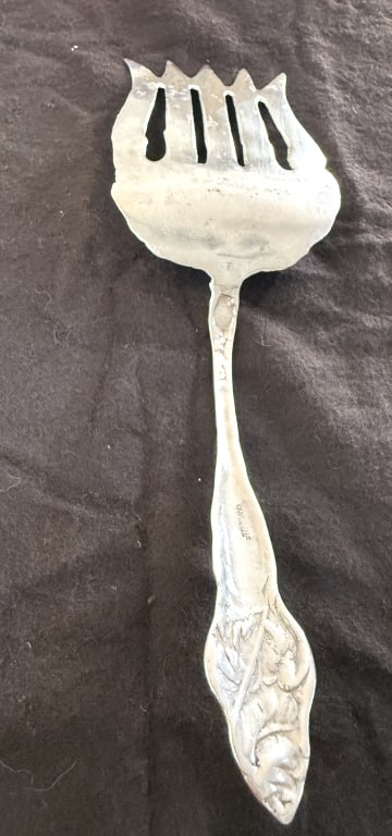 HEAVY SIGNED STERLING SILVER SERVING FORM - 2