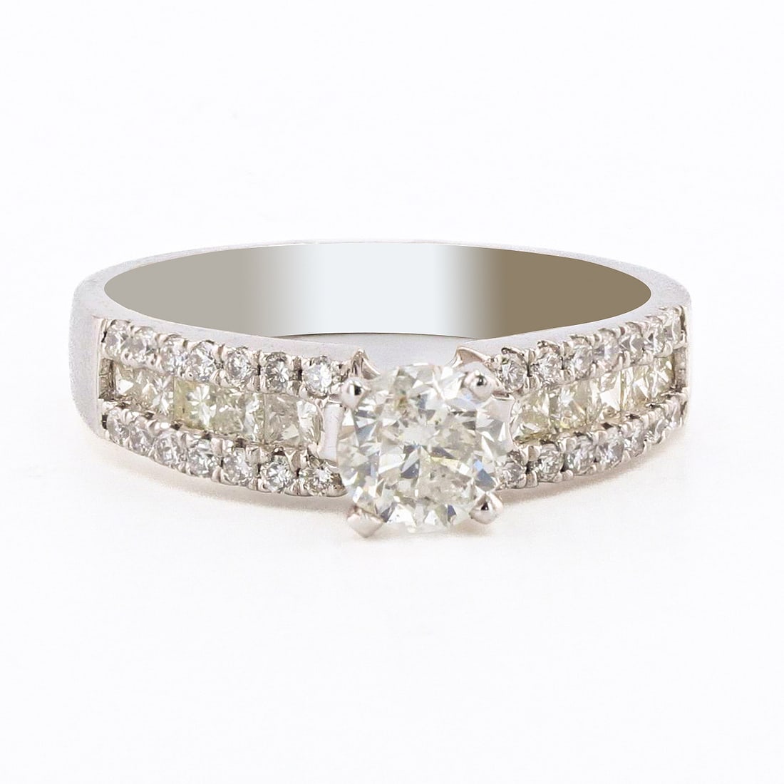 0.71ct CENTER Diamond Platinum Ring (1.33ctw Diamonds) (1 of 4)