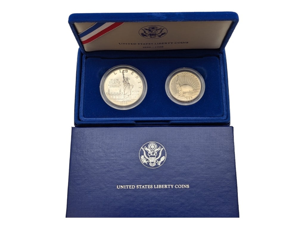 1986-S Commemorative Statue of Liberty Silver Dollar & Clad Half Dollar (1 of 3)