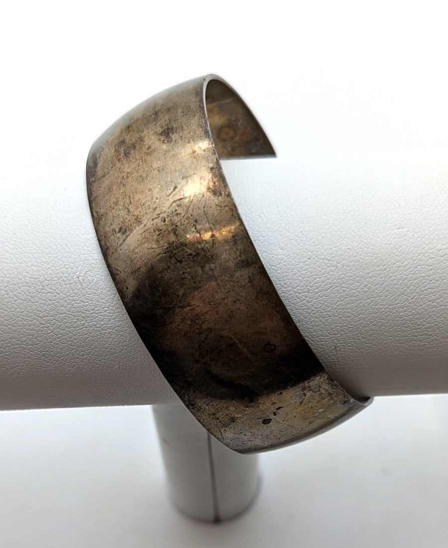 Vintage S. Kirk & Son Sterling Silver Thick Bangle Bracelet (1 of 3)