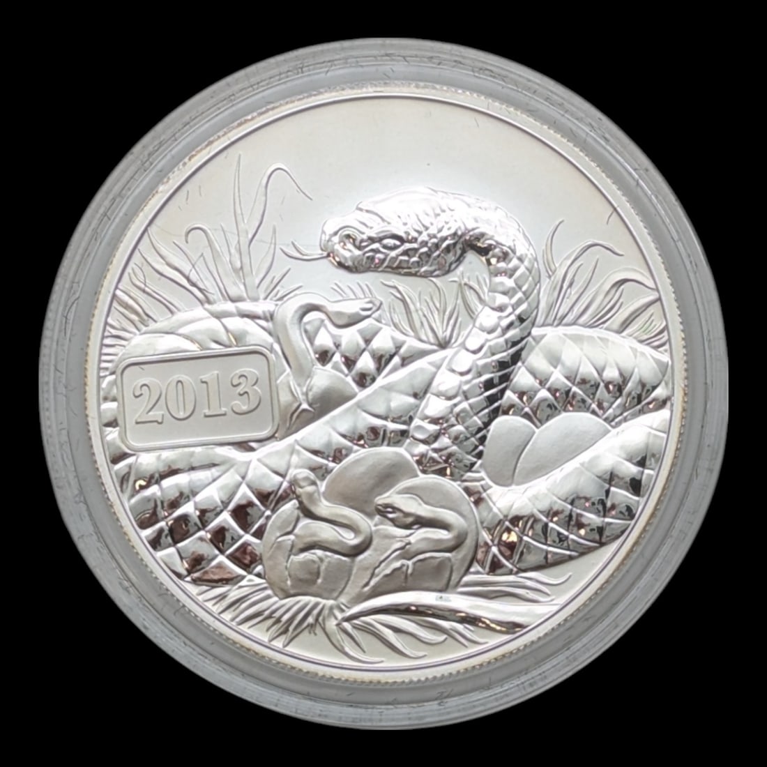 1 Ounce .999 Silver Round - 2013 Tokelau $5 (1 of 2)