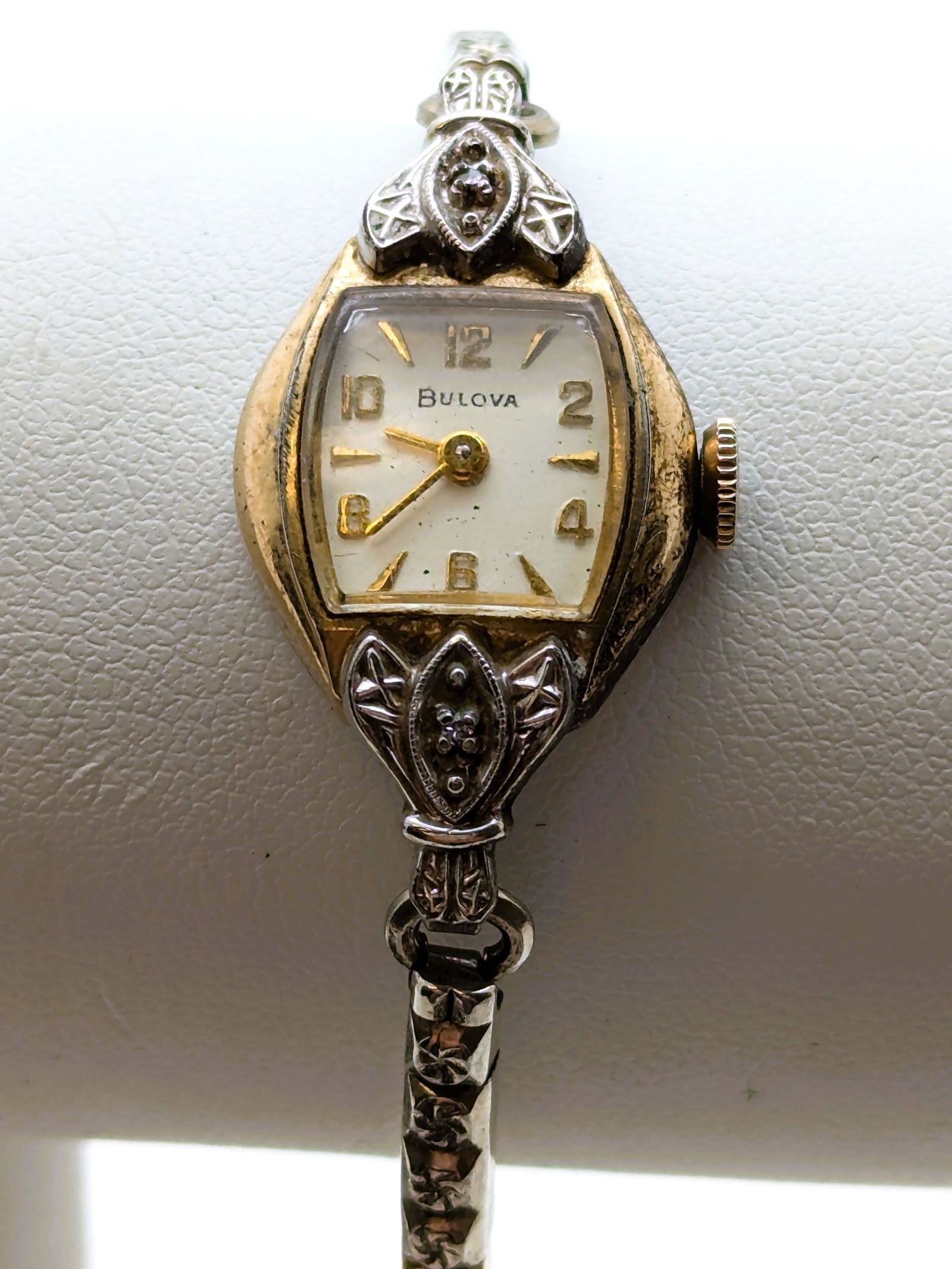10K Gold Filled Vintage Two-tone Bulova Ladies Watch: Mechanical winding, currently working