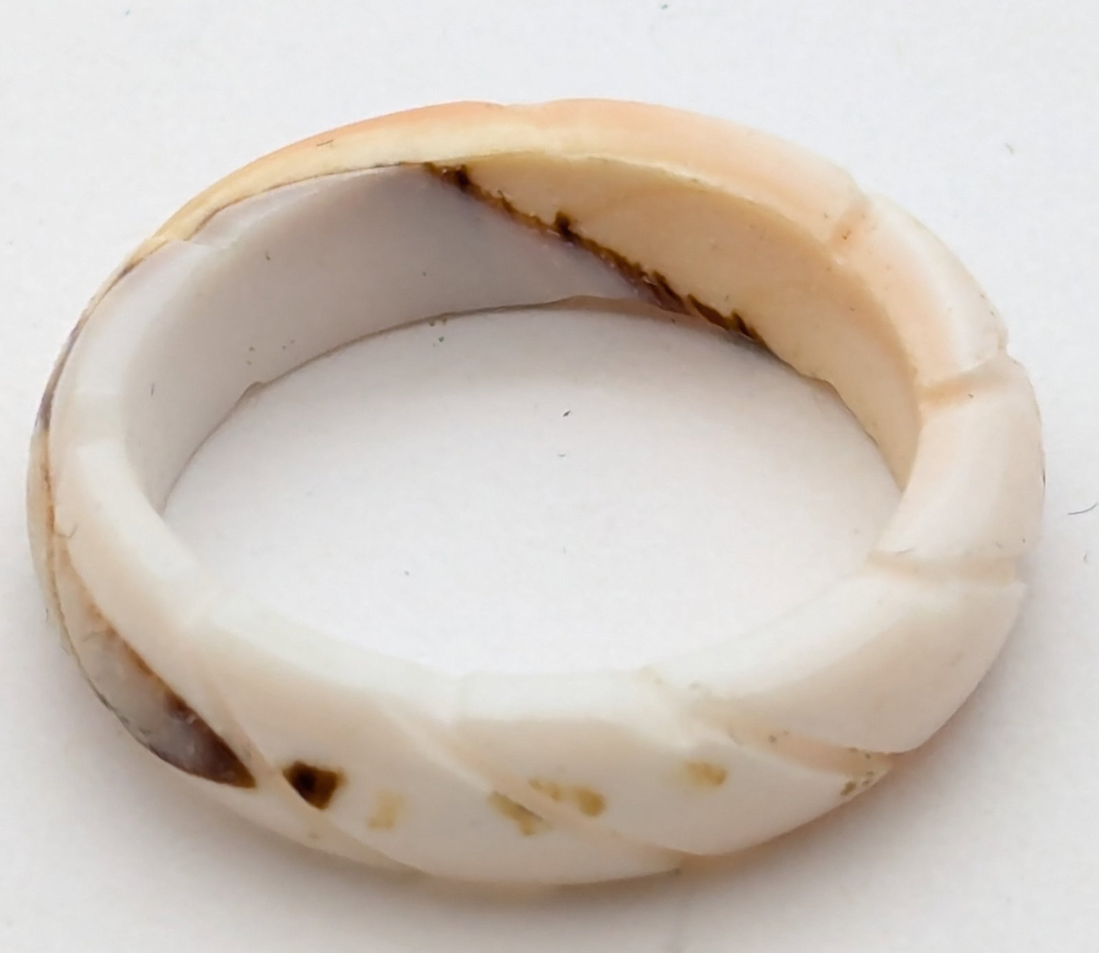 Vintage Carved Ring: Size 6.5