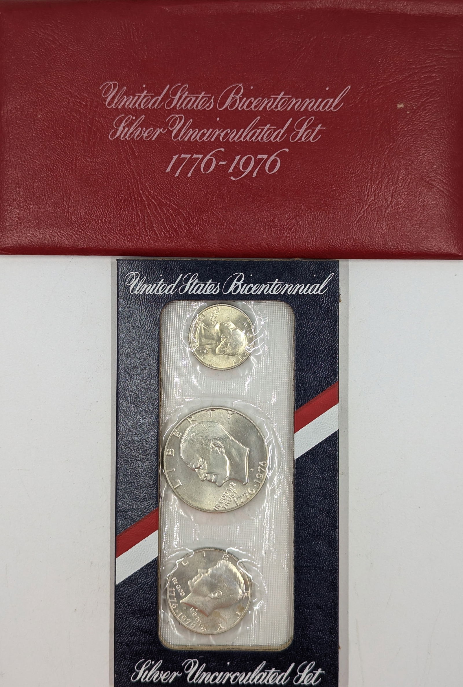 1976 US Mint Bicentennial Silver Uncirculated 3-Coin Set (1 of 2)