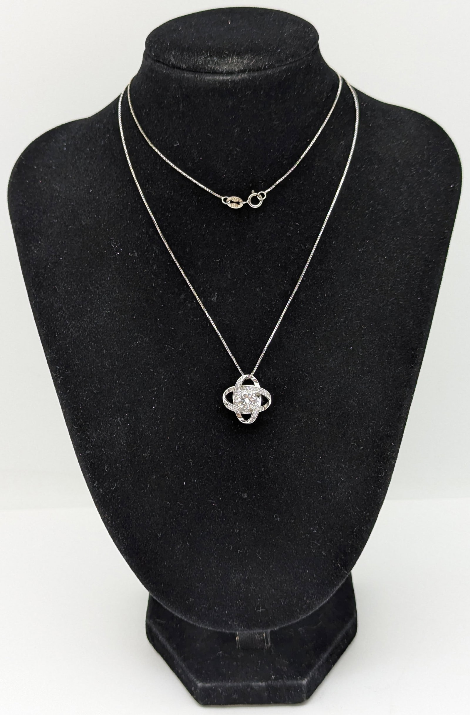 Italian Sterling Silver Box Chain w/ Infinity Pendant Ladies Necklace: Length: 22in