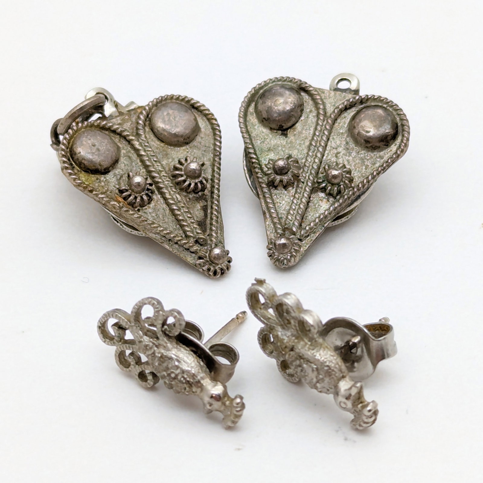 Lot of 2 Silver tone Ladies Earrings - Heart Clip-ons & Peacock Studs: Jewelry