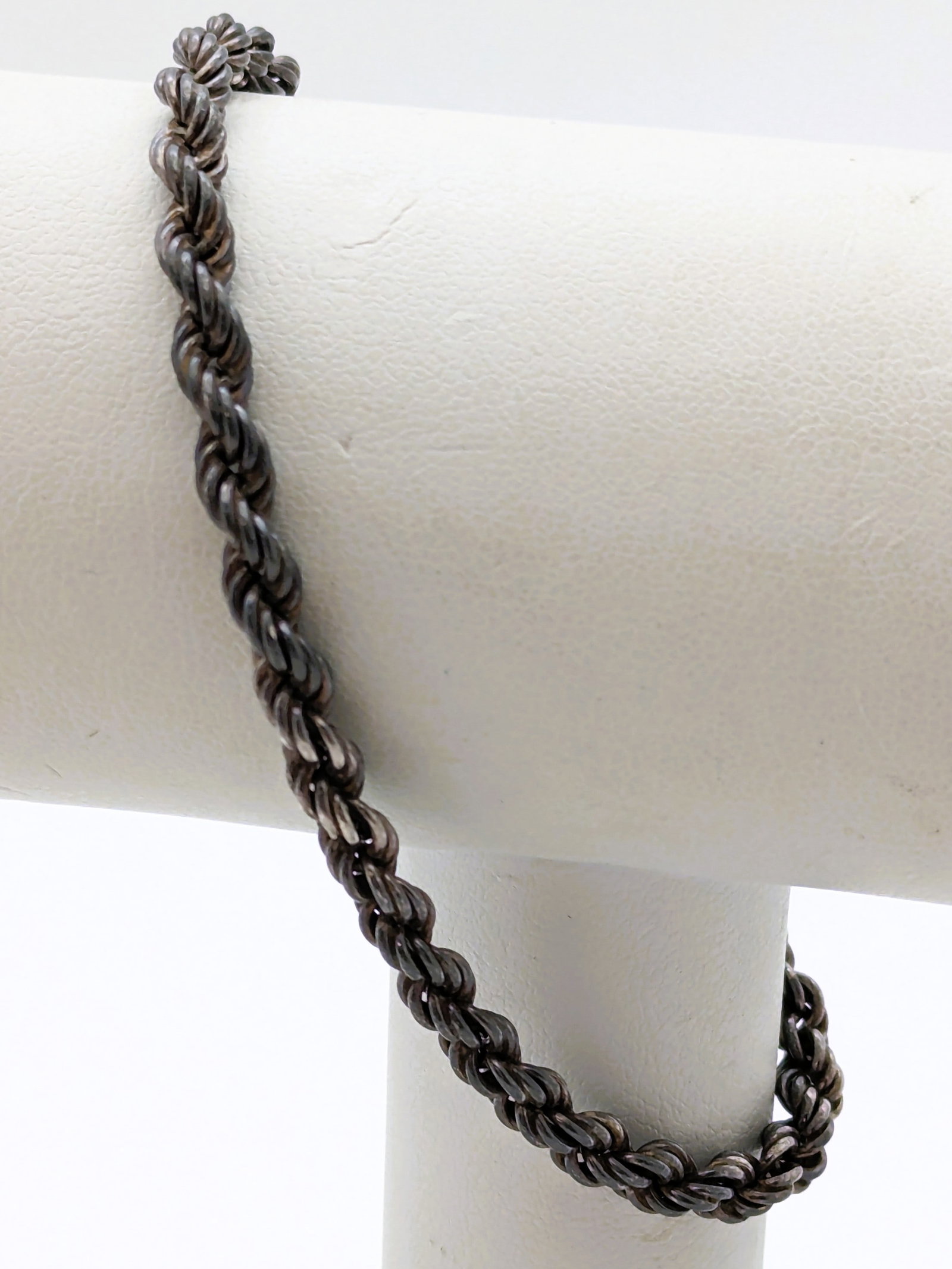 Italy Sterling Silver Rope Chain Bracelet: Length: 7.5in