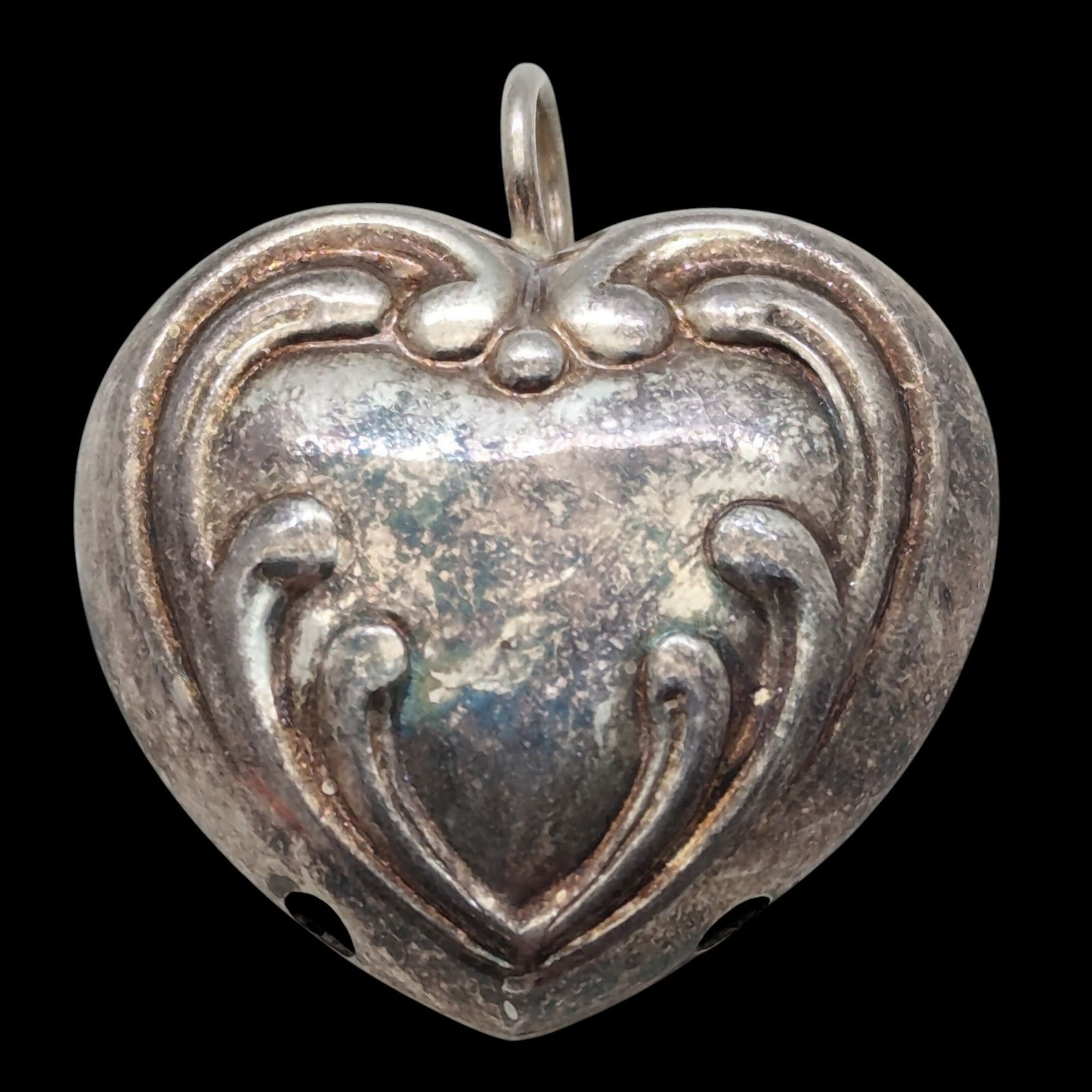 Sterling Silver Heart Bell Pendant - 0.53oz: Size: 1.5in x 1.5in